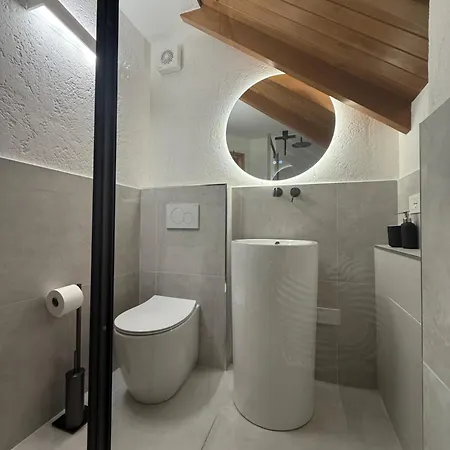 Splendido Con Giardino Vista Monte Bianco *